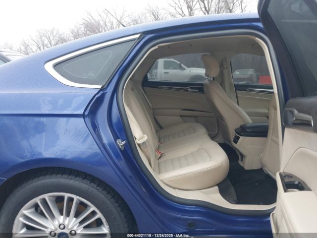 Ford Fusion Se Image 9