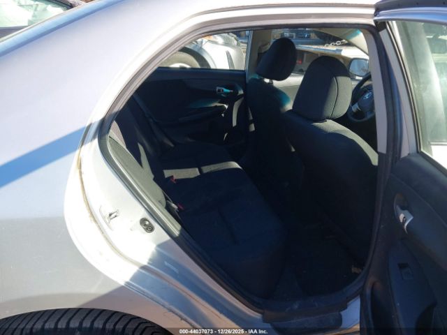 Toyota Corolla S Image 10