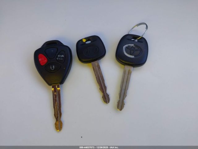 Toyota Corolla S Image 11