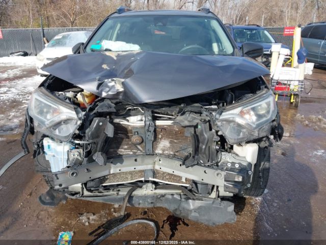 Toyota RAV4 Le Image 5