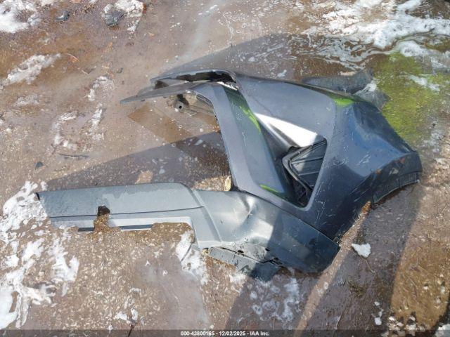 Toyota RAV4 Le Image 2