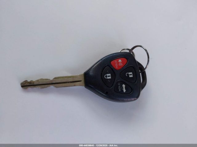 Toyota Corolla S Image 8