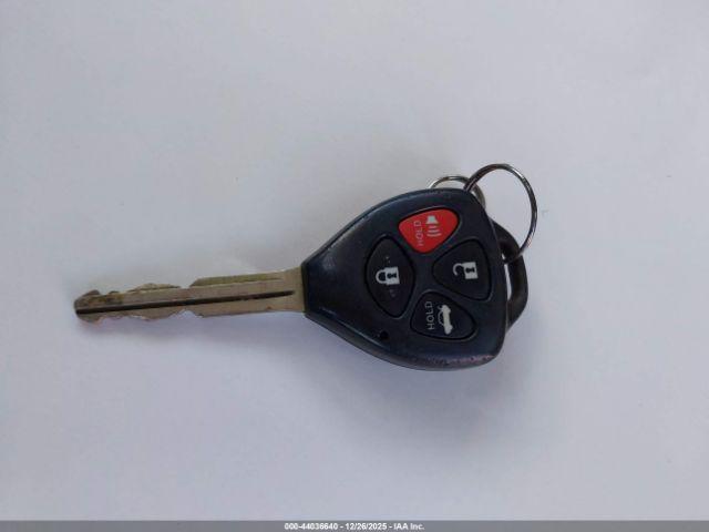 Toyota Corolla S Image 8