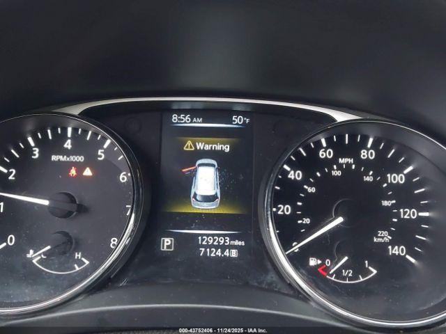 Nissan Rogue Sl Image 14