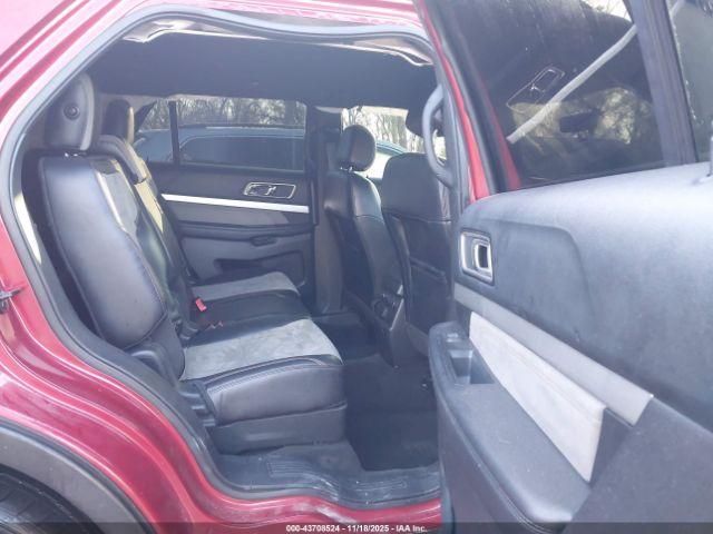 Ford Explorer Xlt Image 5