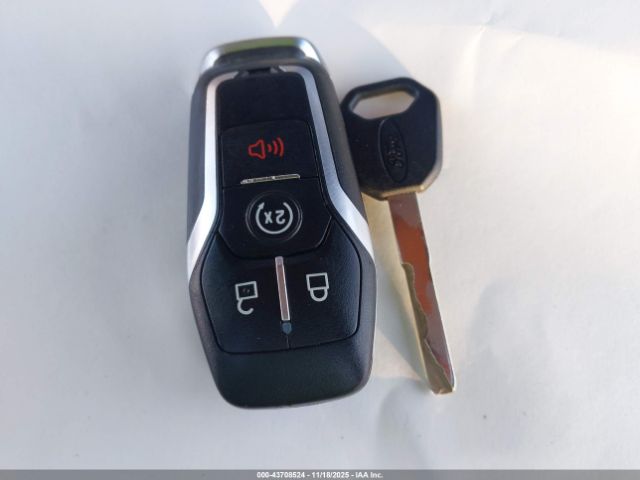 Ford Explorer Xlt Image 11