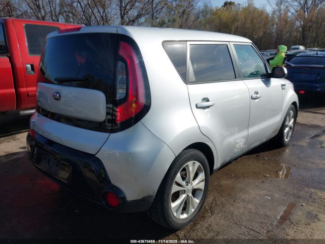 Kia Soul + Image 17