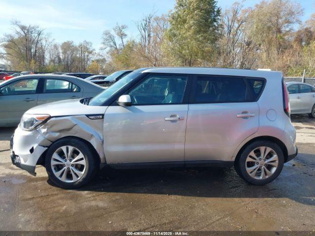 Kia Soul + Image 18