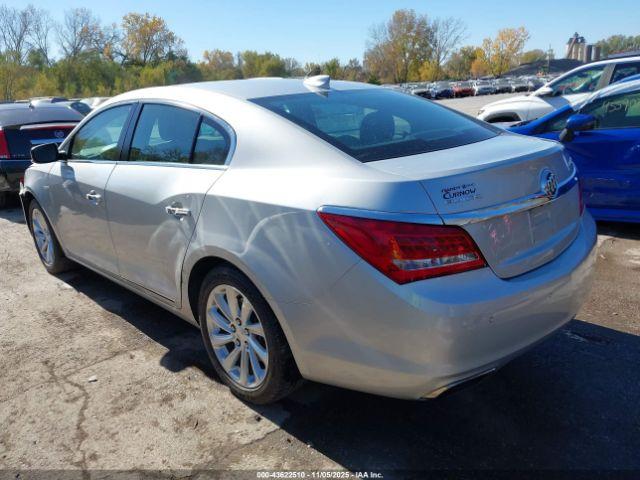 Buick LaCrosse Leather Image 18