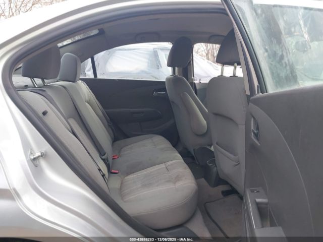 Chevrolet Sonic 2lt Image 8