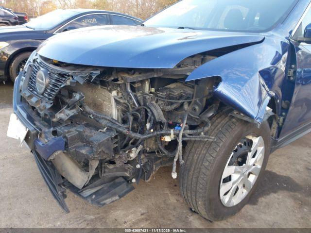 Nissan Rogue S Image 14