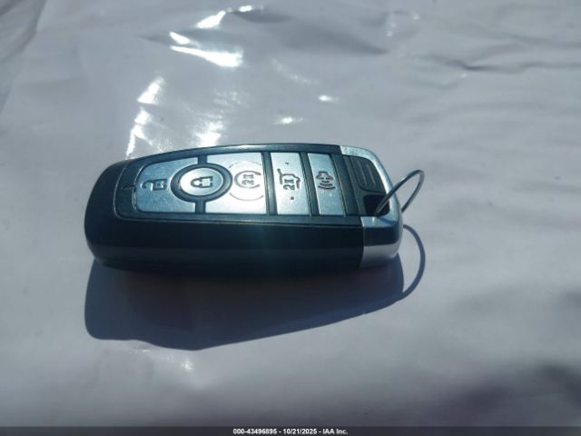 Ford Explorer Xlt Image 19