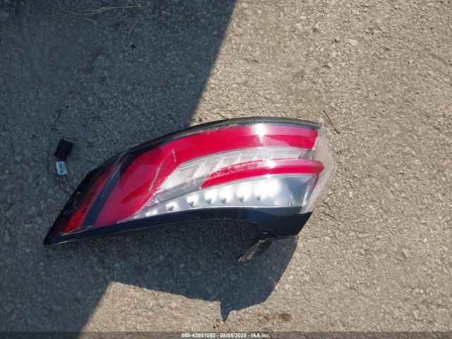 Ford Edge Titanium Image 3