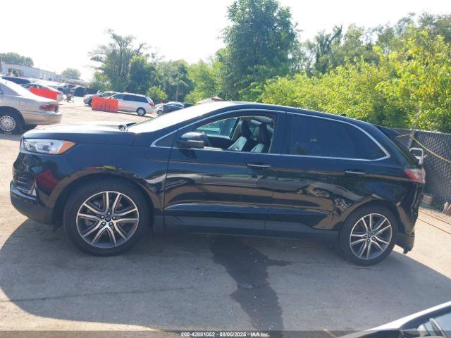 Ford Edge Titanium Image 18