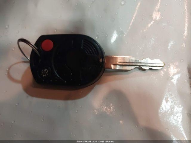 Ford Escape Xlt Image 8