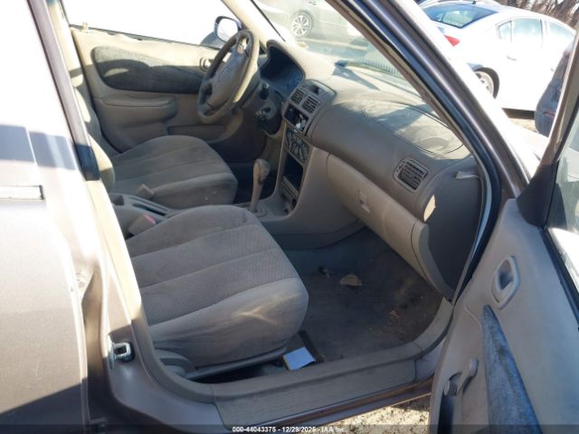 Toyota Corolla Ce Image 9