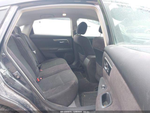 Nissan Altima 2.5 S Image 9