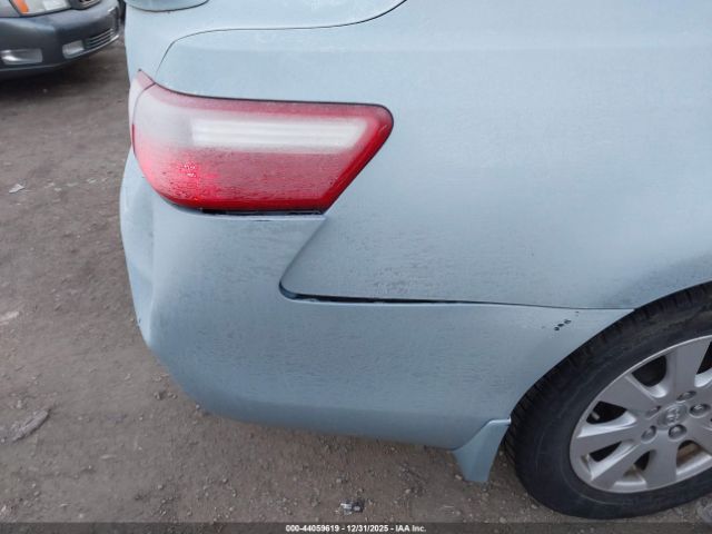 Toyota Camry Xle Image 8