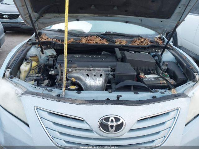 Toyota Camry Xle Image 2