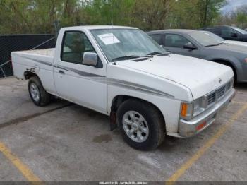  Salvage Nissan 4x2 Truck