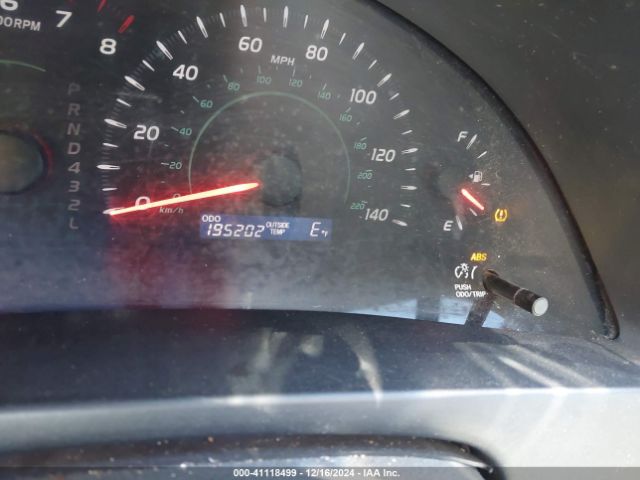 Toyota Camry Image 8