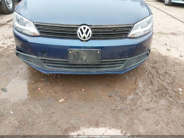 Volkswagen Jetta 1.8t Se Image 8