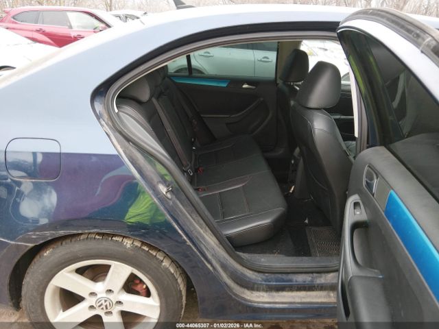 Volkswagen Jetta 1.8t Se Image 11