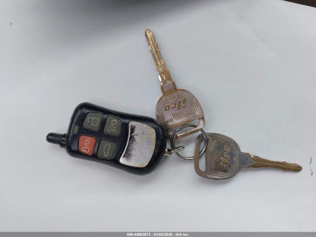 Saturn Vue V6 Image 7