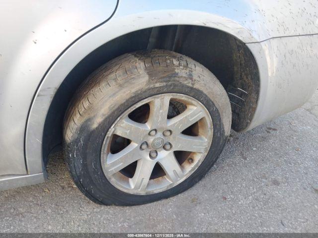 Chrysler 300 Touring Image 12