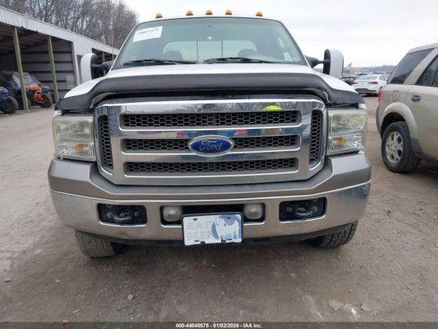 Ford F-250 Image 12