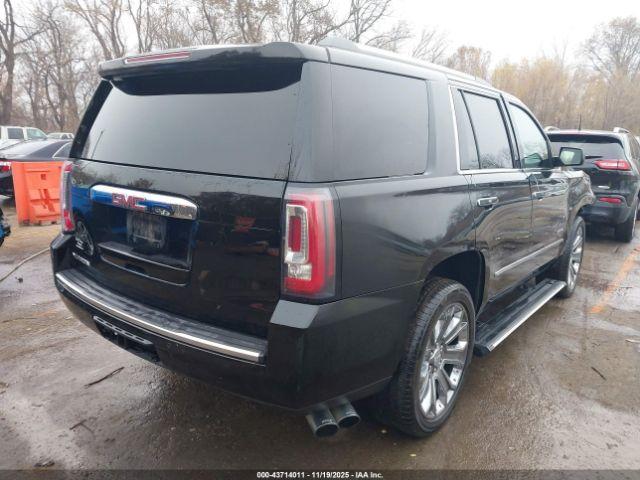 GMC Yukon Denali Image 8