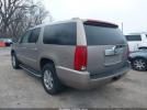 Cadillac Escalade Standard Image 6