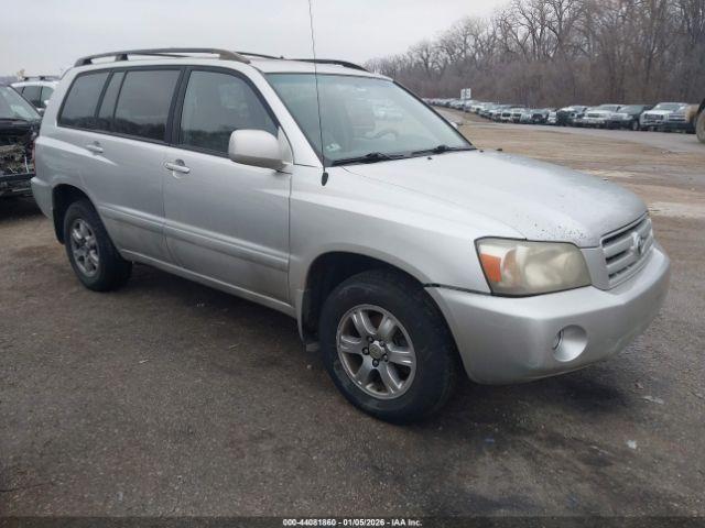  Salvage Toyota Highlander