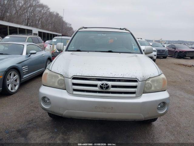 Toyota Highlander V6 Image 7