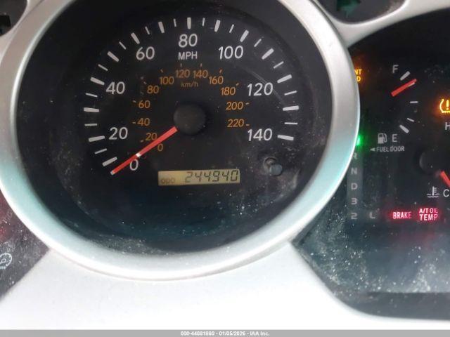 Toyota Highlander V6 Image 4