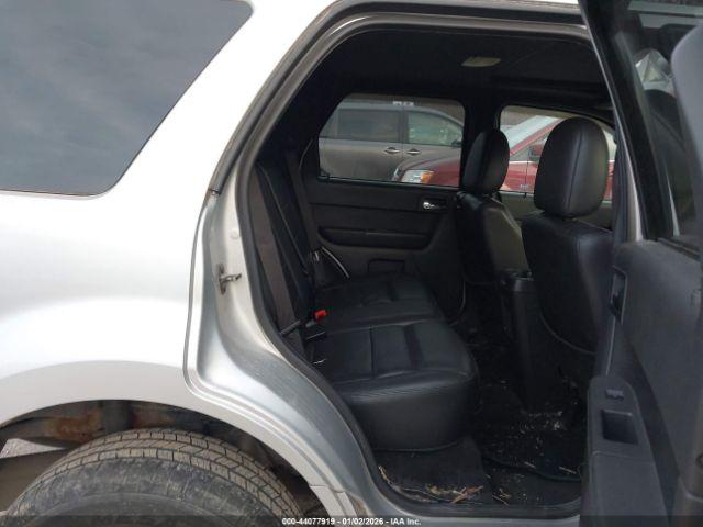 Ford Escape Limited Image 3