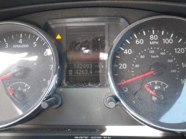 Nissan Rogue Sv Image 3