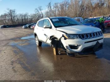  Salvage Jeep Compass
