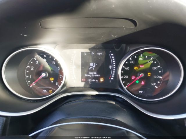 Jeep Compass Latitude 4x4 Image 3