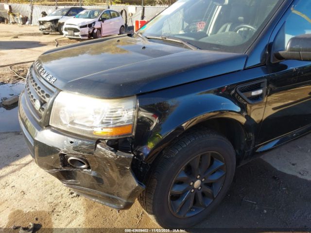 Land Rover LR2 Image 10