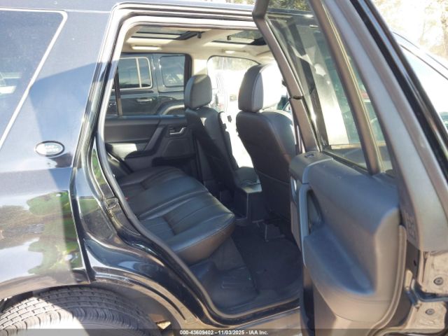 Land Rover LR2 Image 3