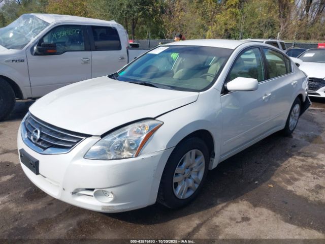 Nissan Altima 2.5 S Image 12