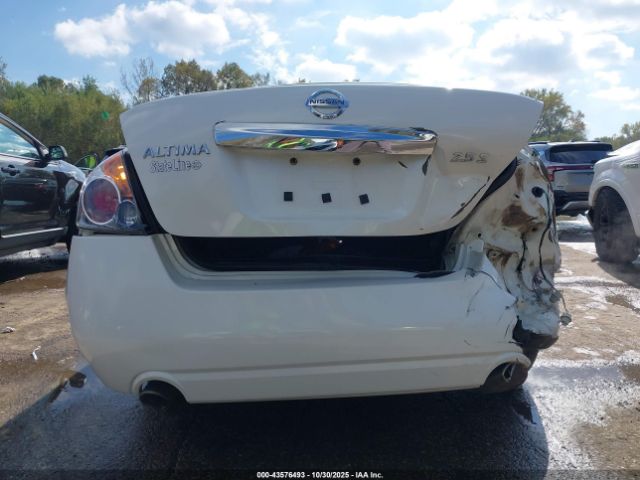 Nissan Altima 2.5 S Image 16