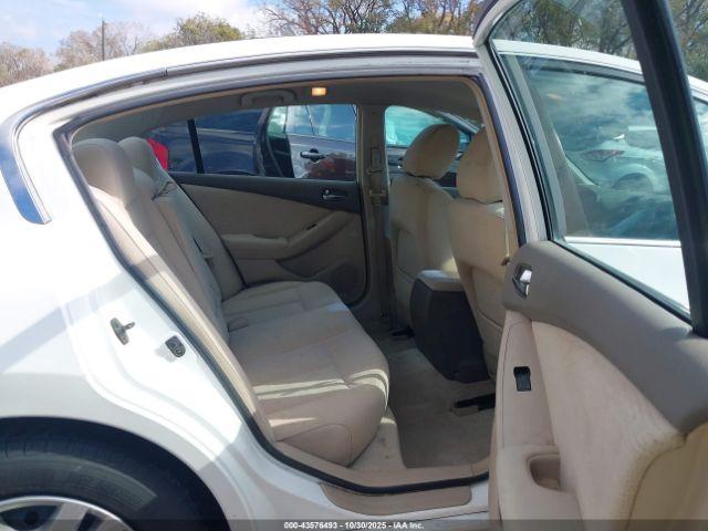 Nissan Altima 2.5 S Image 17