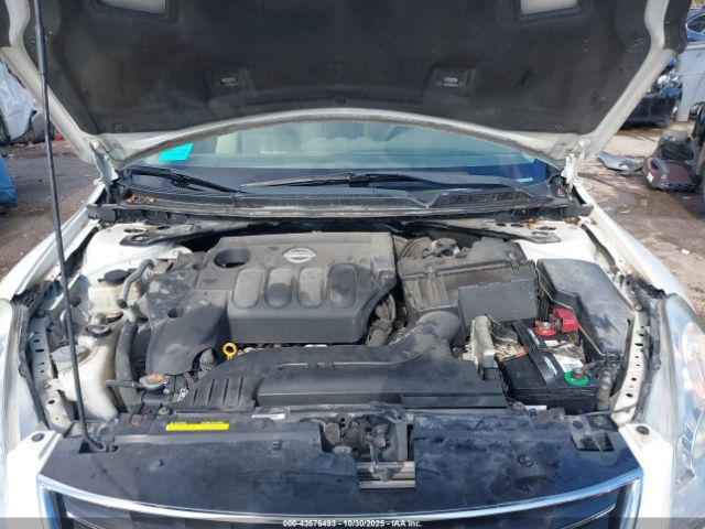 Nissan Altima 2.5 S Image 9