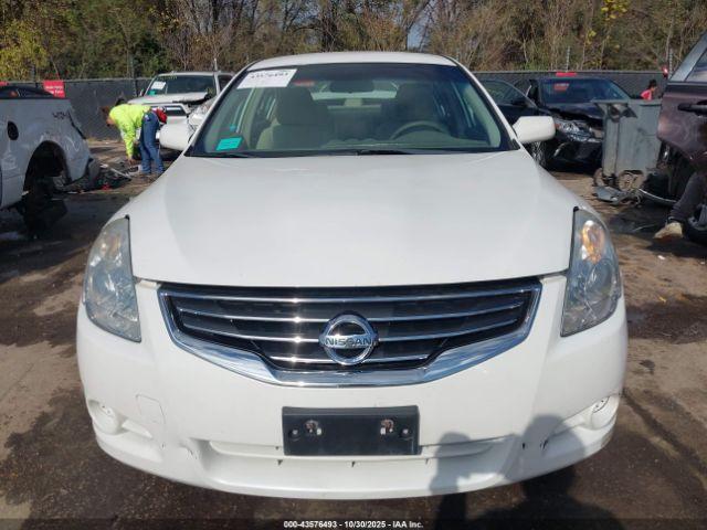 Nissan Altima 2.5 S Image 7