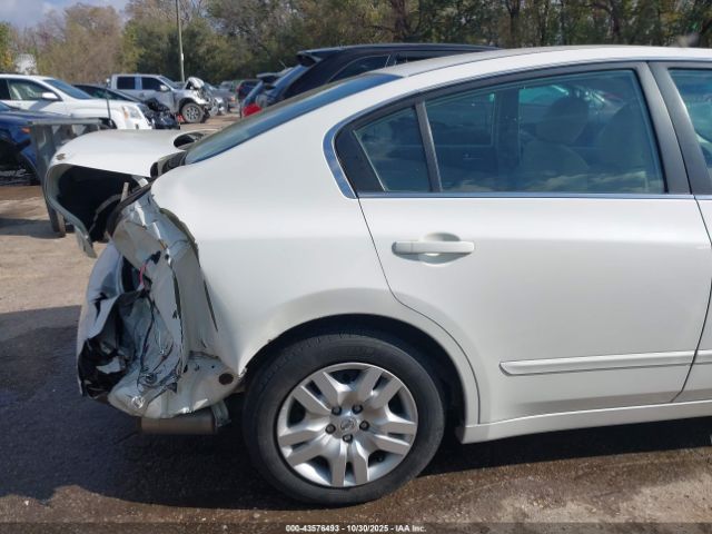 Nissan Altima 2.5 S Image 10