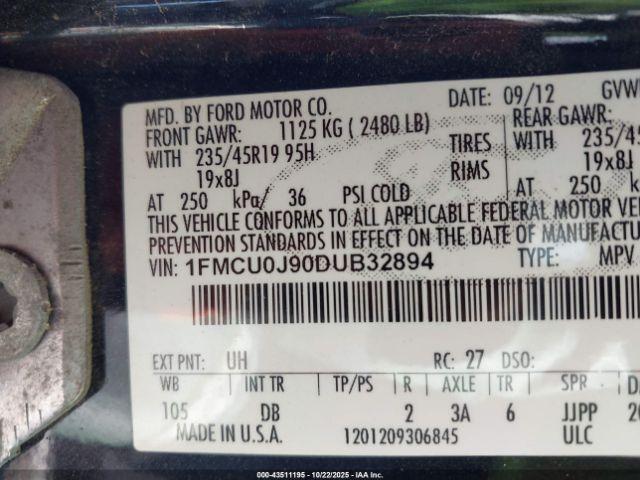 Ford Escape Titanium Image 12