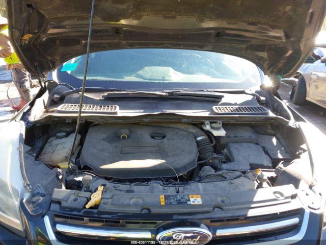 Ford Escape Titanium Image 10