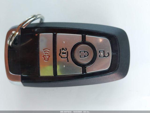 Ford Mustang Premium Image 9